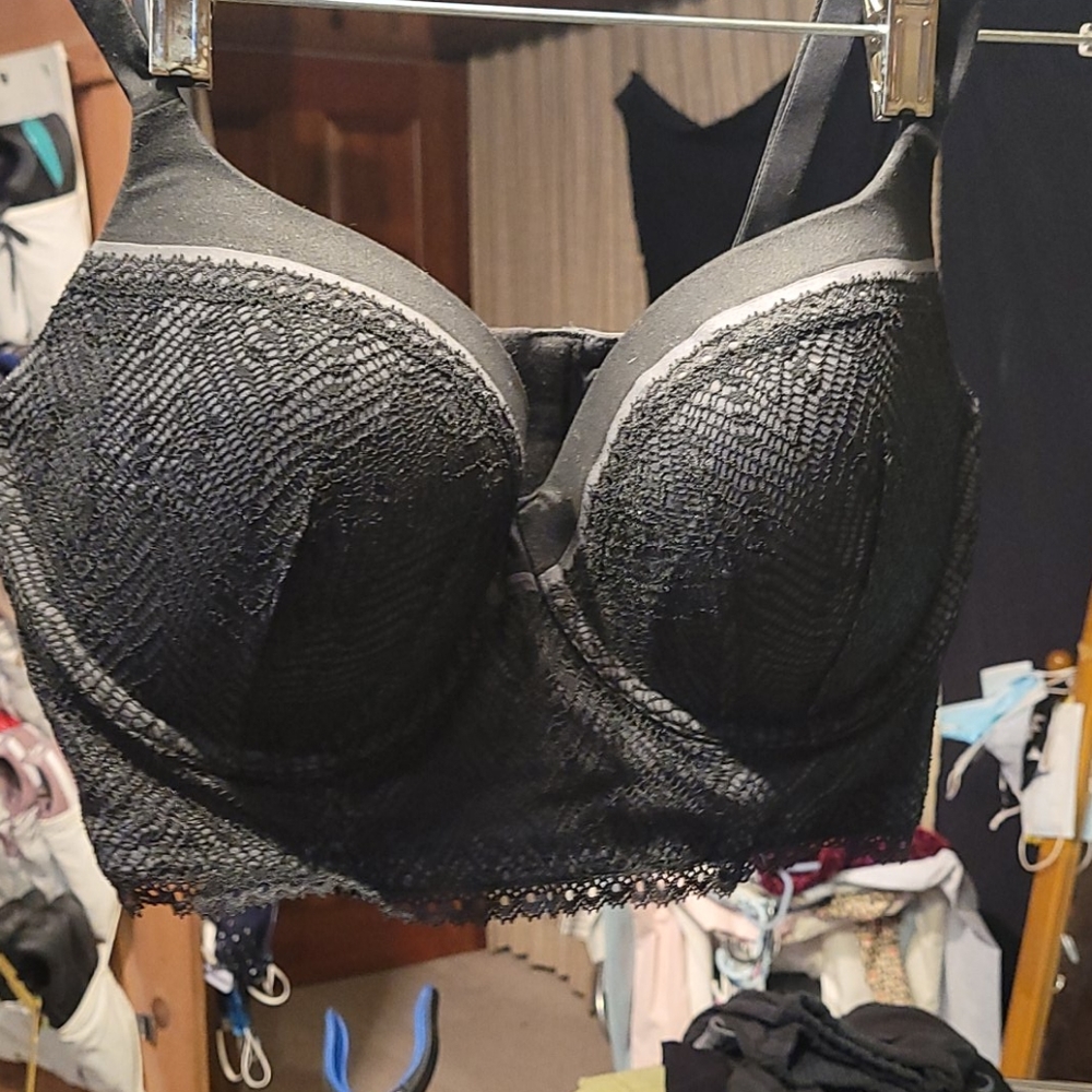 Victoria Secret bra